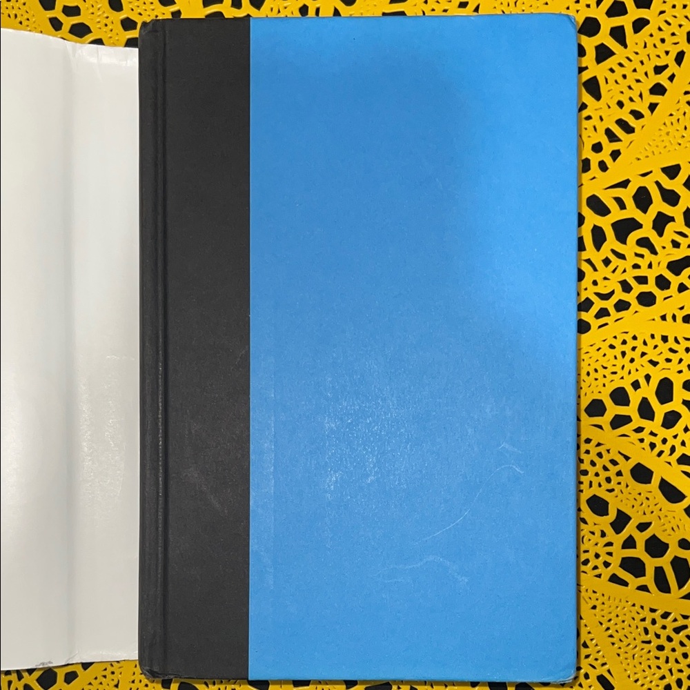 Wonder by R.J. Palacio - Blue Cover - Picture 3 of 7